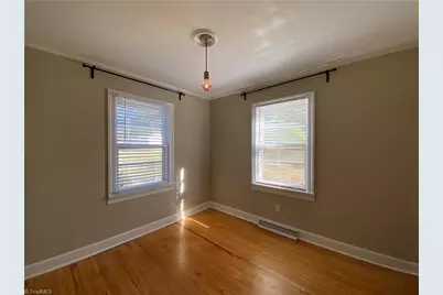 2135 Griffith Road, Winston-Salem, NC 27103 - Photo 7