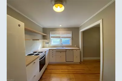 2135 Griffith Road, Winston-Salem, NC 27103 - Photo 11