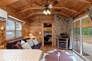 489 Buttons Ln, Sparta, NC 28675 - Photo 7