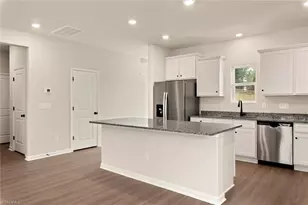 204 Macintosh Dr, King, NC 27021 - Photo 7