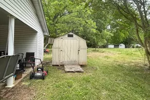 104 Abbotts Ave, Lexington, NC 27292 - Photo 9
