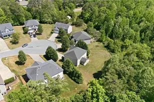 2683 Wellfleet Dr, High Point, NC 27265 - Photo 35