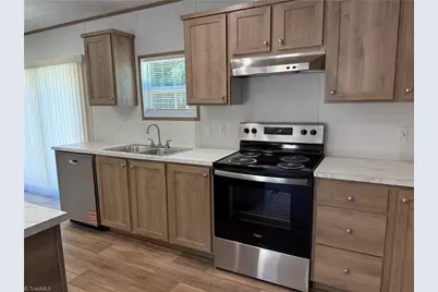 117 Harvick Lane, Lexington, NC 27292 - Photo 9