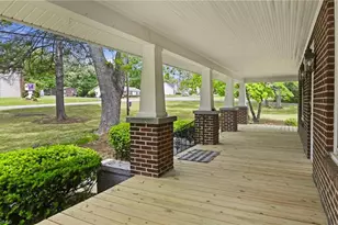 4635 Shattalon Dr, Winston-Salem, NC 27106 - Photo 3