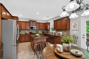 3806 Bridlington Dr, Greensboro, NC 27455 - Photo 21