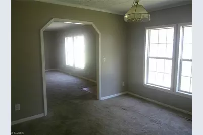 2200 E Stadium Drive, Eden, NC 27288 - Photo 5