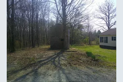 2200 E Stadium Drive, Eden, NC 27288 - Photo 17