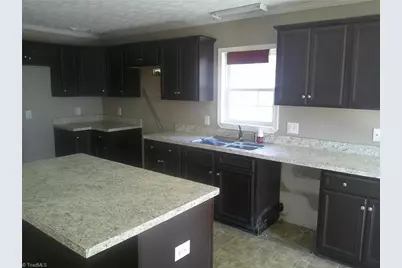 2200 E Stadium Drive, Eden, NC 27288 - Photo 7