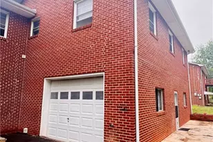 2556 Westfield Rd, Mount Airy, NC 27030 - Photo 9