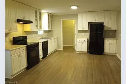 4125 Moat Drive, Winston-Salem, NC 27101 - Photo 13