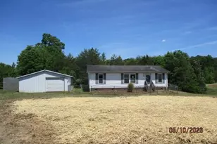 1010 Kayla Ridge Rd, Walnut Cove, NC 27052 - Photo 1