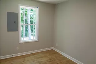 140 Crestwood Cir, High Point, NC 27260 - Photo 9