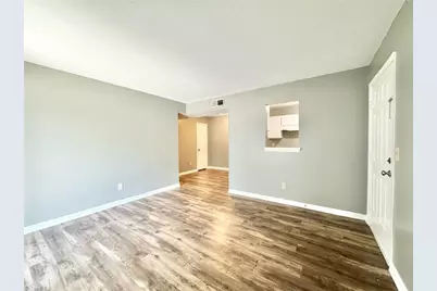5655 Hornaday Road #D, Greensboro, NC 27409 - Photo 5