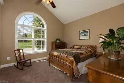 106 Breckenridge Drive, Thomasville, NC 27360 - Photo 31