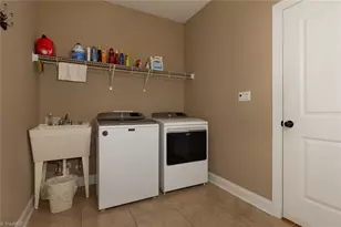 106 Breckenridge Dr, Thomasville, NC 27360 - Photo 31