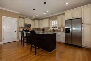 106 Breckenridge Dr, Thomasville, NC 27360 - Photo 13