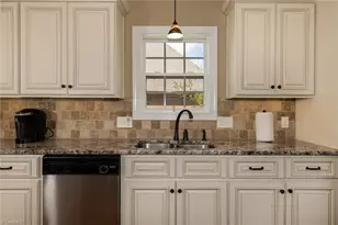 106 Breckenridge Dr, Thomasville, NC 27360 - Photo 15