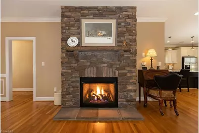 106 Breckenridge Drive, Thomasville, NC 27360 - Photo 7