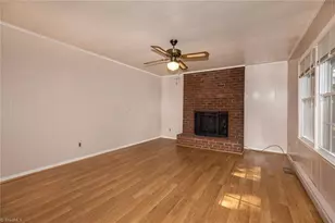 262 Boggs Rd, Thomasville, NC 27360 - Photo 9