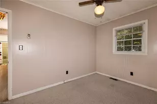 262 Boggs Rd, Thomasville, NC 27360 - Photo 21