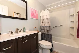 806 Carriage Crossing Ln, Greensboro, NC 27410 - Photo 21