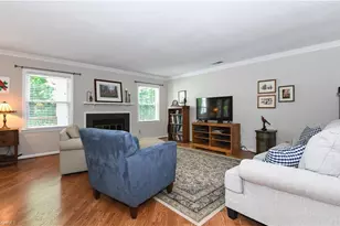 806 Carriage Crossing Ln, Greensboro, NC 27410 - Photo 15