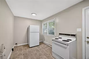 1316 Joyce St, Greensboro, NC 27405 - Photo 7