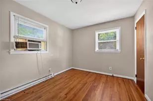 1316 Joyce St, Greensboro, NC 27405 - Photo 13