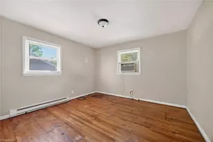 1316 Joyce St, Greensboro, NC 27405 - Photo 11