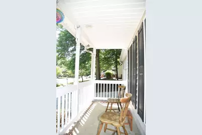 915 New Hampshire Drive, Jamestown, NC 27282 - Photo 3