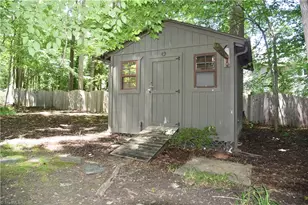 915 New Hampshire Dr, Jamestown, NC 27282 - Photo 33