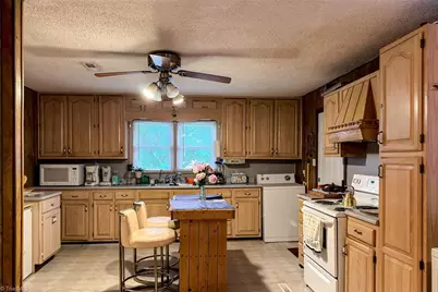 1007 E Brookline Street, Winston-Salem, NC 27107 - Photo 3