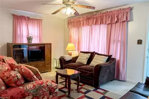 1007 E Brookline St, Winston-Salem, NC 27107 - Photo 5