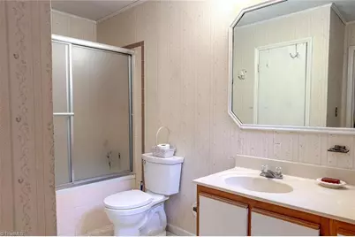 1007 E Brookline Street, Winston-Salem, NC 27107 - Photo 9