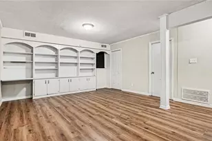 4107 Queen Beth Dr, Greensboro, NC 27405 - Photo 3