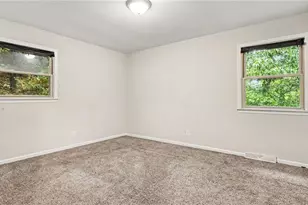 4107 Queen Beth Dr, Greensboro, NC 27405 - Photo 9
