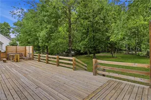 4890 Chimney Springs Dr, Greensboro, NC 27407 - Photo 25