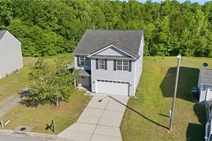 4908 Peppercorn Ln, Greensboro, NC 27406 - Photo 3
