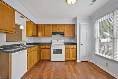 4397 Baylor Street, Greensboro, NC 27455 - Photo 7