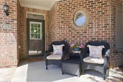 23 Liberty Square Circle, Greensboro, NC 27455 - Photo 5