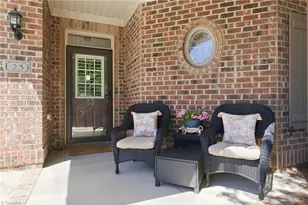 23 Liberty Square Cir, Greensboro, NC 27455 - Photo 5
