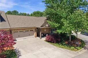 23 Liberty Square Cir, Greensboro, NC 27455 - Photo 33