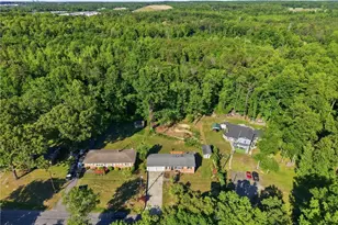 5265 Sweetwater Ct, Greensboro, NC 27407 - Photo 23