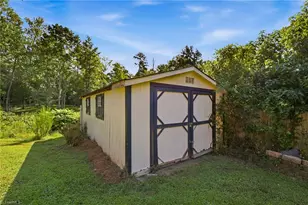 5265 Sweetwater Ct, Greensboro, NC 27407 - Photo 23