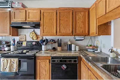 5918 King Charles Court, Clemmons, NC 27012 - Photo 11