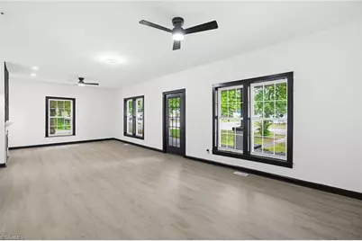 700 Franklin Boulevard, Greensboro, NC 27401 - Photo 5