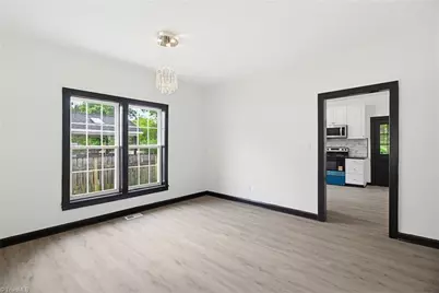 700 Franklin Boulevard, Greensboro, NC 27401 - Photo 7