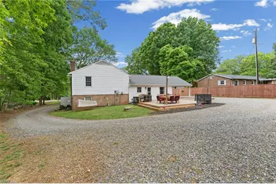 201 Kingwood Road, Reidsville, NC 27320 - Photo 9