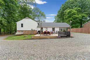 201 Kingwood Rd, Reidsville, NC 27320 - Photo 13