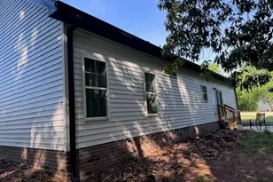 344 Lee Ave, Yadkinville, NC 27055 - Photo 15